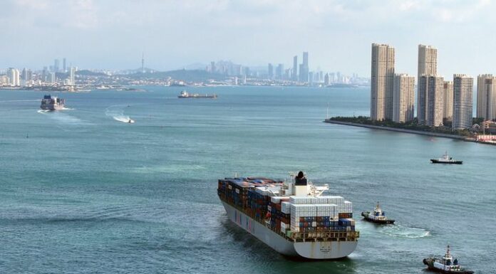 Cina, commercio estero cresce del 3,6% nei primi dieci mesi del 2025