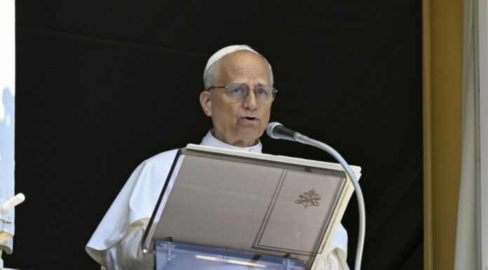 Papa “Troppi civili e bambini uccisi, si cessi il fuoco”