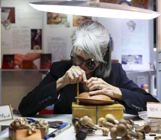 Cina: maison di gioielleria italiana debutta e stringe contatti alla CIIE