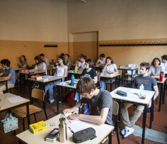 Scuola, 9 giovani su 10 chiedono l’educazione sessuale