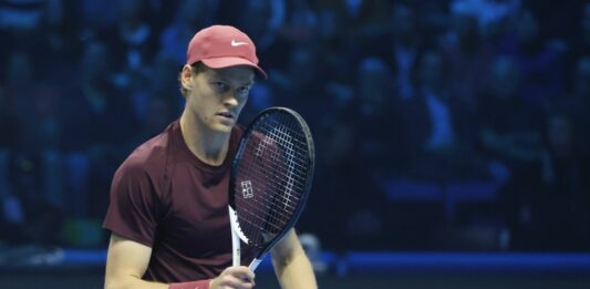 Atp Finals, Sinner batte Zverev e va in semifinale