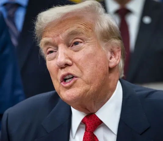 Trump firma la fine dello shutdown