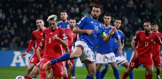 L’Italia vince in Moldova 2-0, decidono nel finale Mancini ed Esposito