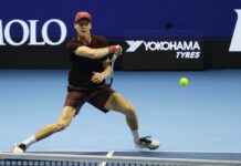 Terza vittoria per Sinner alle Atp Finals, piegato anche Shelton