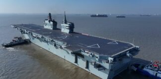 Cina, prima prova in mare per la nave d’assalto anfibia Type 076