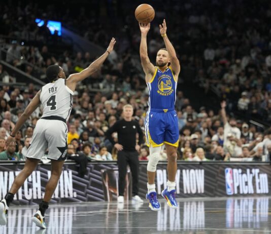 Curry trascina i Warriors e avvicina Jordan, Harden guida i Clippers