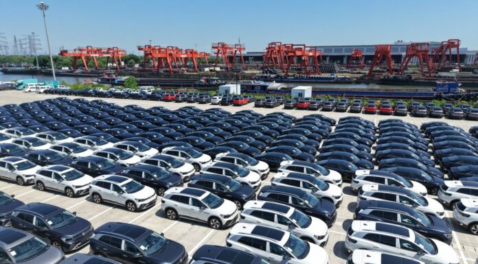 Cina, nei primi dieci mesi esportazioni di auto in aumento del 15,7%