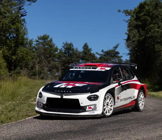 Lancia scrive un nuovo capitolo nella storia dei rally