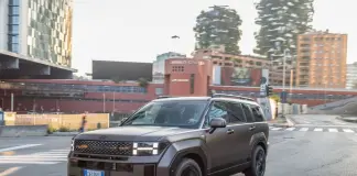 Prestazioni e stile per la Hyundai Santa Fe Plug-in Hybrid MY26