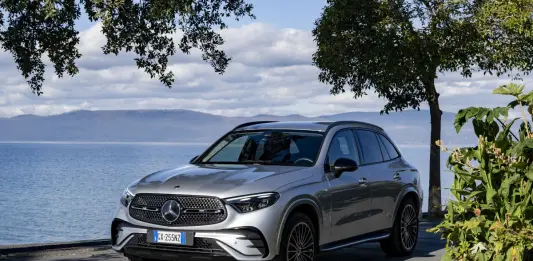 Mercedes-Benz GLC festeggia 100.000 unità vendute in Italia