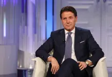 Conte “Attacco al Colle scomposto, per non parlare di economia”