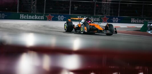 A Las Vegas fondo McLaren irregolare, squalificati Norris e Piastri
