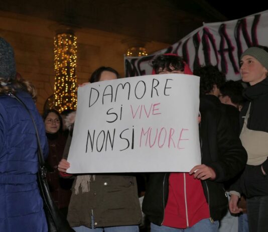 Intesa Sanpaolo, ampio palinsesto di iniziative contro la violenza di genere