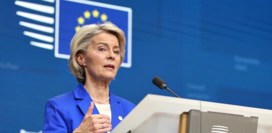 Ucraina, von der Leyen “Proposta USA è punto di partenza, vogliamo pace giusta”
