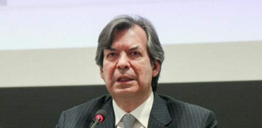 Intesa Sanpaolo, Messina “Fare di più per crescita. Maggiore rispetto per banche”