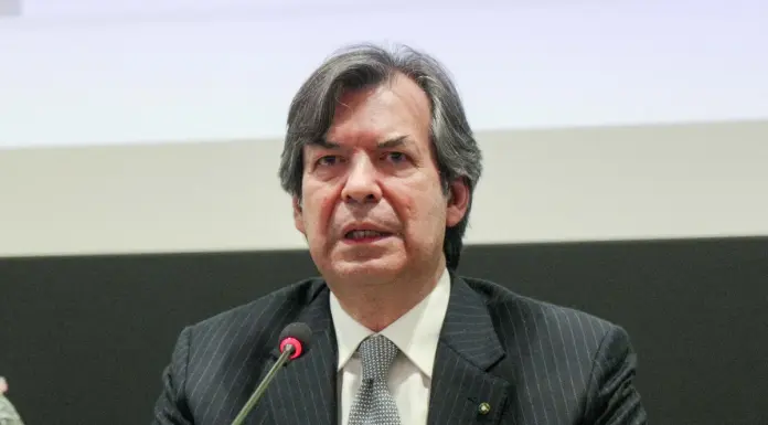 Intesa Sanpaolo, Messina “Fare di più per crescita. Maggiore rispetto per banche”