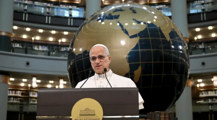 Il Papa ad Ankara “La Turchia sia fattore di stabilità per pace giusta”