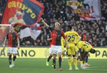 Il Genoa batte il Verona in rimonta, primo successo per De Rossi