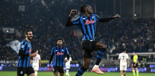 Kossounou e Lookman: l’Atalanta ritrova la vittoria, viola ancora ko