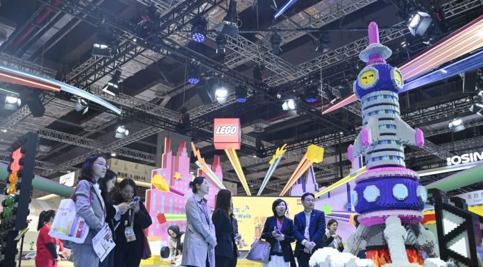 Cina: diverse aziende mantengono piena presenza per otto edizioni CIIE (2)