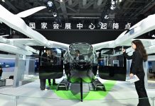 Cina: alla CIIE esposti nuovi prodotti e tecnologie innovative per mobilità (2)