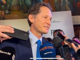 F1, stoccata di Elkann ai piloti Ferrari “Pensino a guidare e parlino meno” / Video