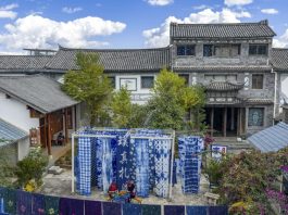 Cina: la tradizione del tie-dye Bai rivive nel villaggio di Zhoucheng (1)