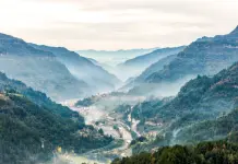 Cina: il borgo di Zhongyi cresce tra sviluppo rurale e turismo (3)