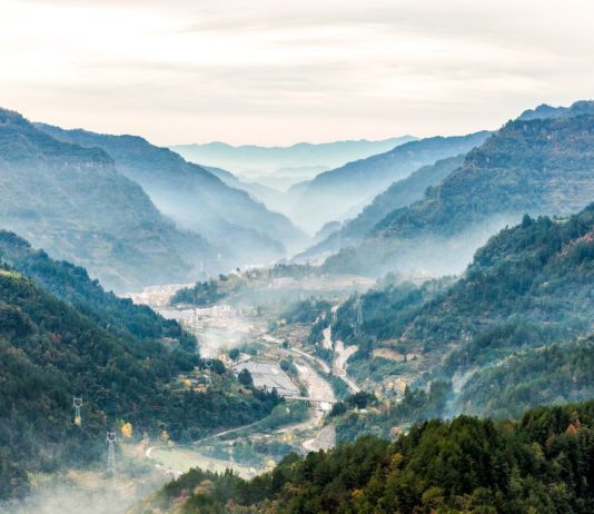 Cina: il borgo di Zhongyi cresce tra sviluppo rurale e turismo (3)