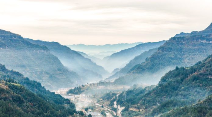 Cina: il borgo di Zhongyi cresce tra sviluppo rurale e turismo (3)