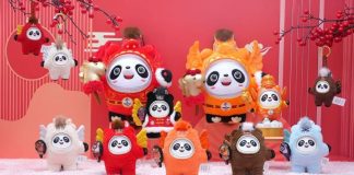 Cina: la versione “cavallo” di Bing Dwen Dwen arriva sul mercato