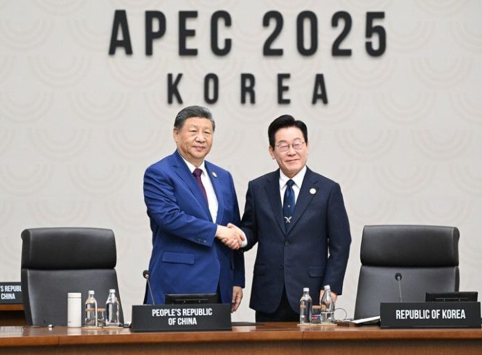 SOUTH KOREA-GYEONGJU-CHINA-XI JINPING-APEC CHAIRMANSHIP-HANDOVER