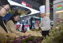 Cina: si apre a Shanghai ottava edizione della CIIE (1)