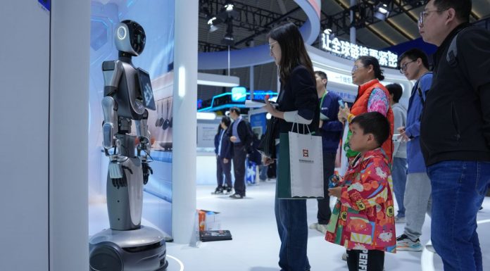 Cina: Light of Internet Expo a Wuzhen, in mostra prodotti IA all’avanguardia (1)