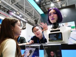 Cina: a Shenzhen in corso la Fiera dell’Hi-Tech (3)