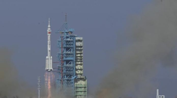 Cina: lanciata la navicella Shenzhou-22 (1)
