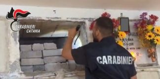 Sequestrate le aree del cimitero di Aci Catena per carenze igienico-sanitarie / Video
