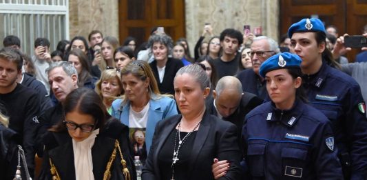 Cancellato l’ergastolo ad Alessia Pifferi, pena ridotta in appello a 24 anni