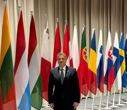 Barachini “L’Ue renda più veloce l’iter per gli aiuti al settore dell’informazione. Sia garantita la trasparenza dell’IA”