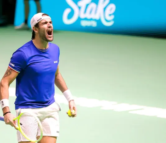 Italia avanti 1-0 sulla Spagna in finale di Coppa Davis: Berrettini batte Carreno Busta, in campo Cobolli