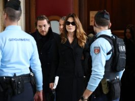 محكمة استئناف باريس توافق على منح ساركوزي فترة مراقبة