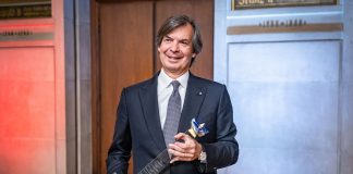 Intesa Sanpaolo, il CEO Carlo Messina premiato come “European Banker of the Year 2024”