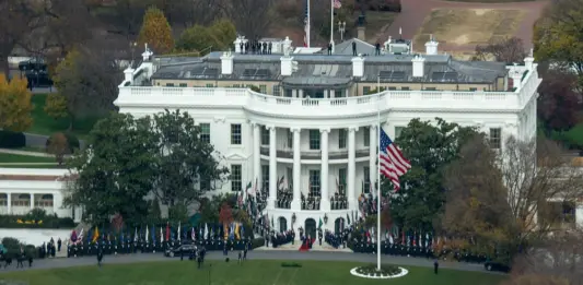 Il National Trust fa causa per fermare la maxi sala da ballo alla Casa Bianca