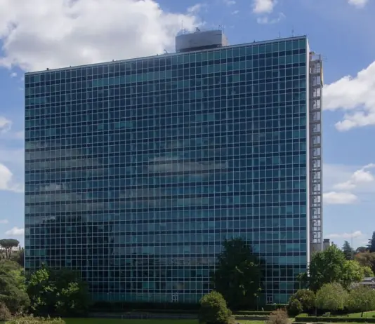 Eni e YPF firmano un accordo con XRG per la partecipazione al progetto Argentina LNG