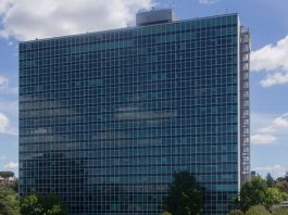 Eni lancia Industrial Evolution, nuova società per la trasformazione industriale