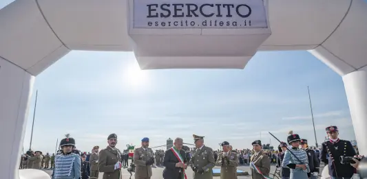 L’Esercito celebra la storia della città di Napoli