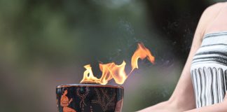 Milano-Cortina 2026, Stefania Belmondo e Armin Zoeggeler all’accensione della fiamma a Olimpia