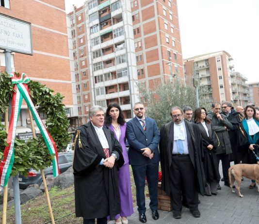 Catania ricorda Serafino Famà, intitolata una piazza al penalista assassinato dalla mafia