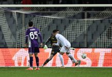 Fiorentina, la crisi non si ferma: al Franchi passa 0-1 l’AEK Atene