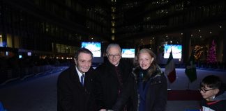 Fontana inaugura “Natale a Palazzo Lombardia”, ricco il programma delle iniziative